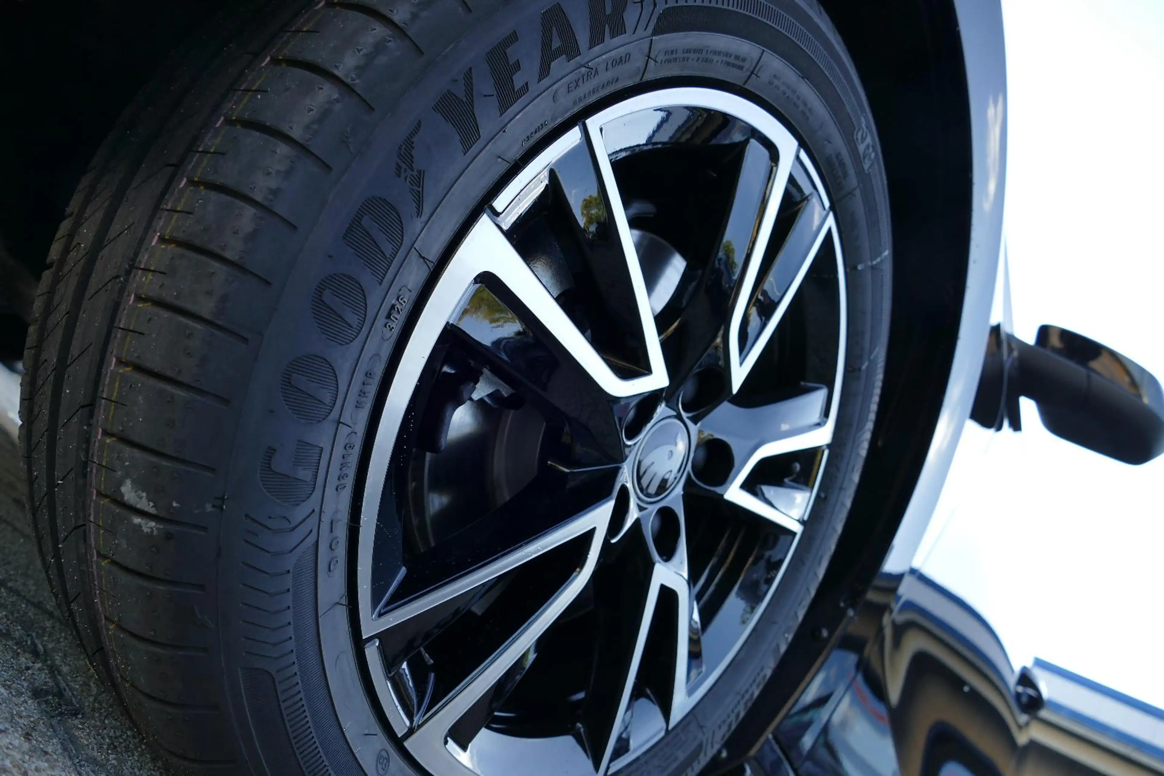 Skoda Fabia Monte Carlo*APP*CAM*SITZHEIZ*** — photo 8