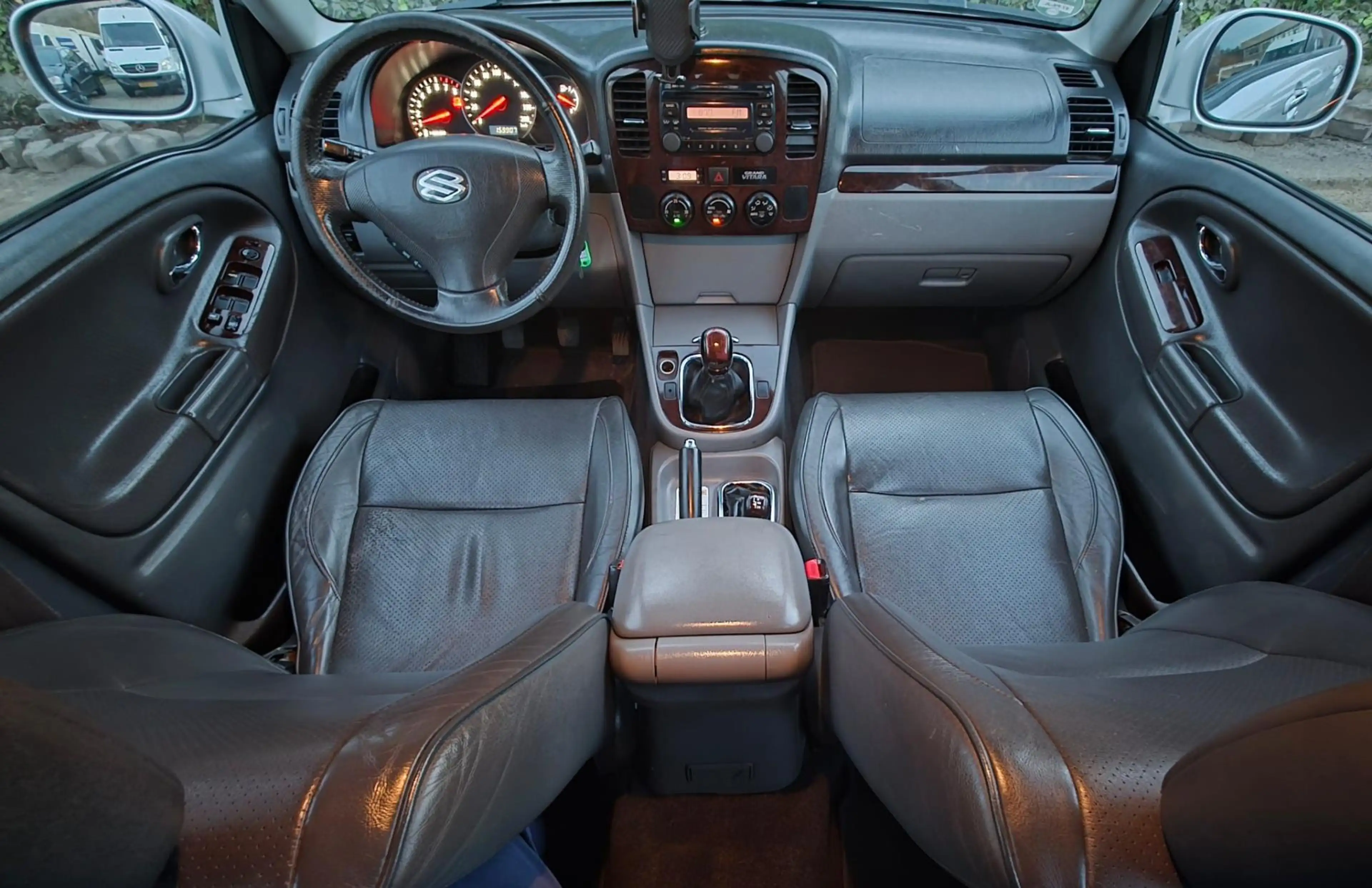 Suzuki Grand Vitara 2.0 FreeStyle-3 Airco 4x4 APK Cruise Controle Trek — photo 9