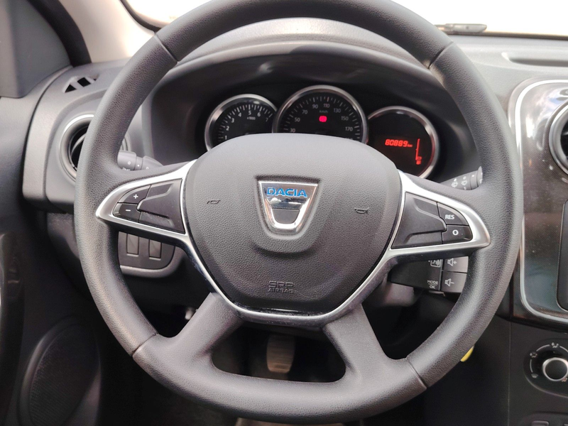 Dacia Sandero II Comfort / Navi / — photo 12