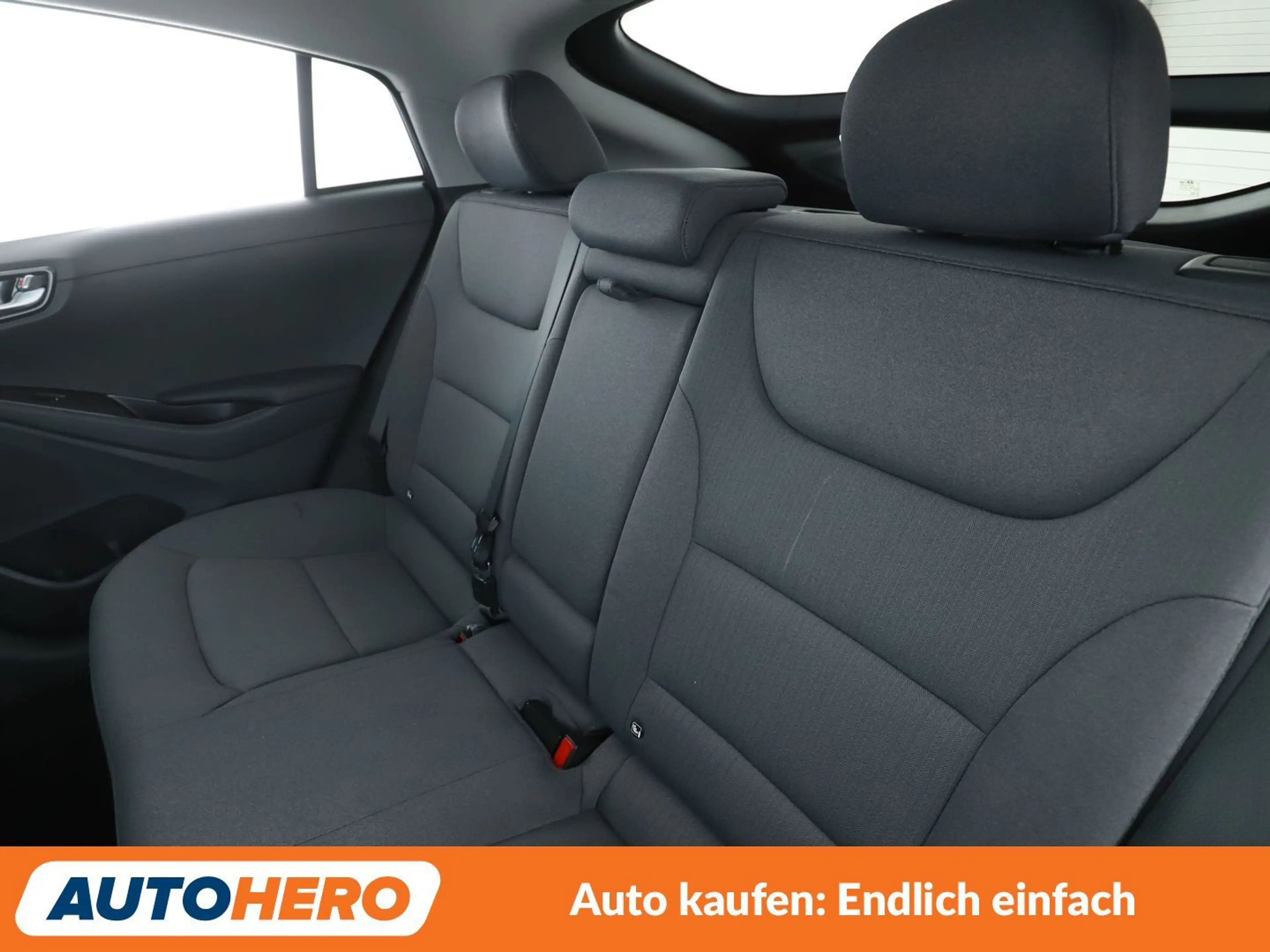 Hyundai IONIQ 1.6 Hybrid Style Aut.*LED*NAVI*TEMPO*CAM*PDC*SHZ* — photo 14