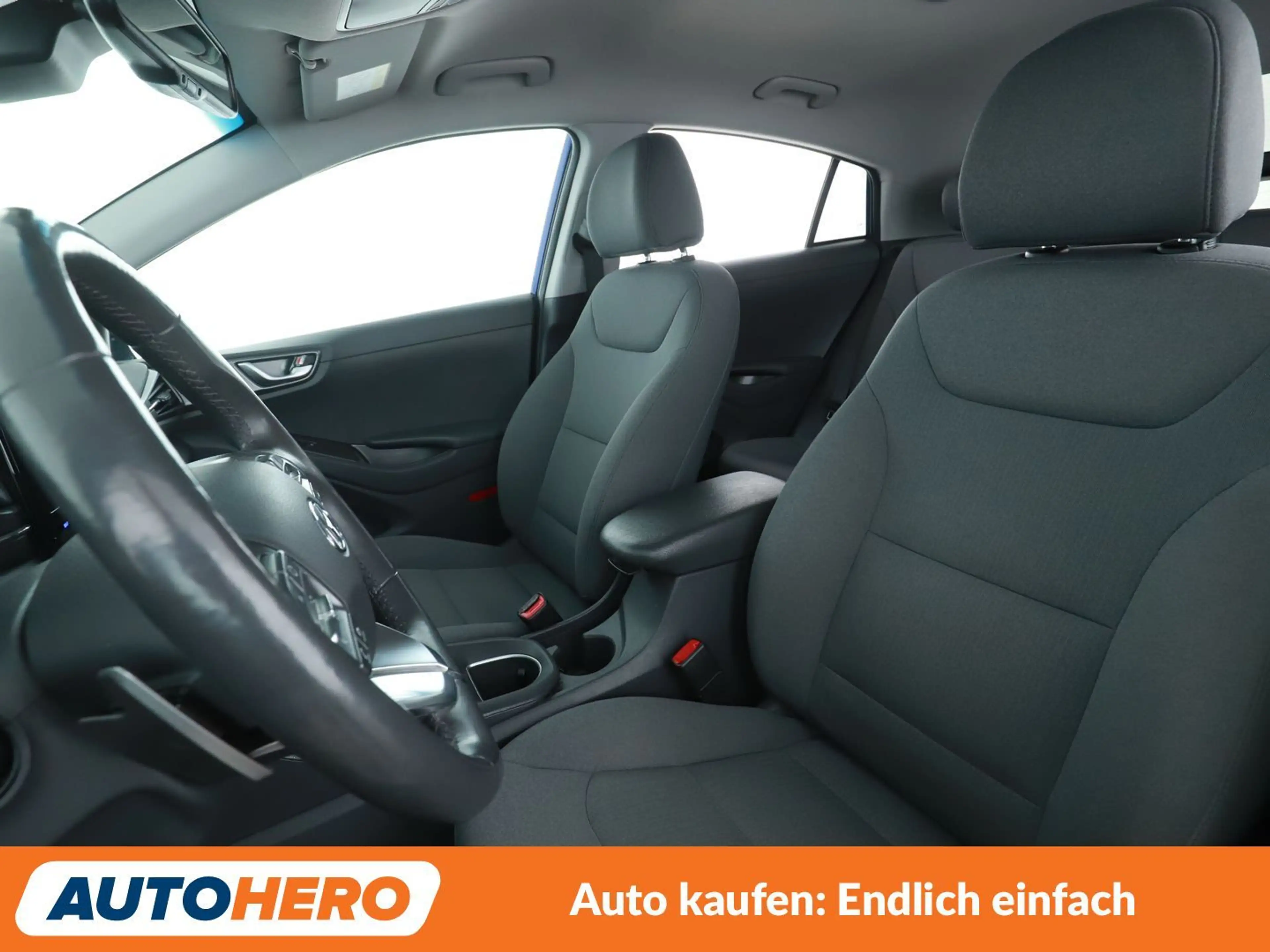 Hyundai IONIQ 1.6 Hybrid Style Aut.*LED*NAVI*TEMPO*CAM*PDC*SHZ* — photo 10