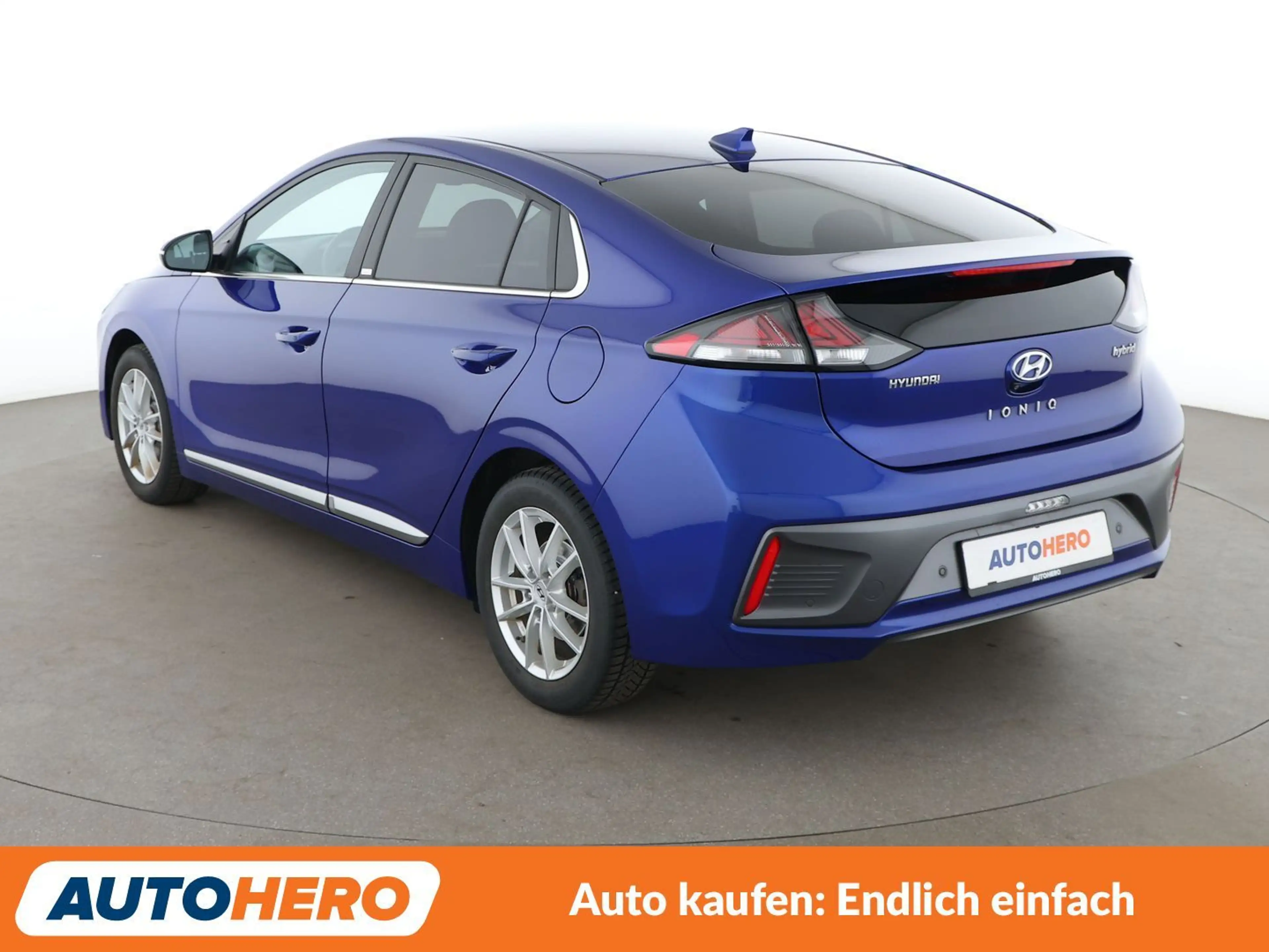 Hyundai IONIQ 1.6 Hybrid Style Aut.*LED*NAVI*TEMPO*CAM*PDC*SHZ* — photo 4