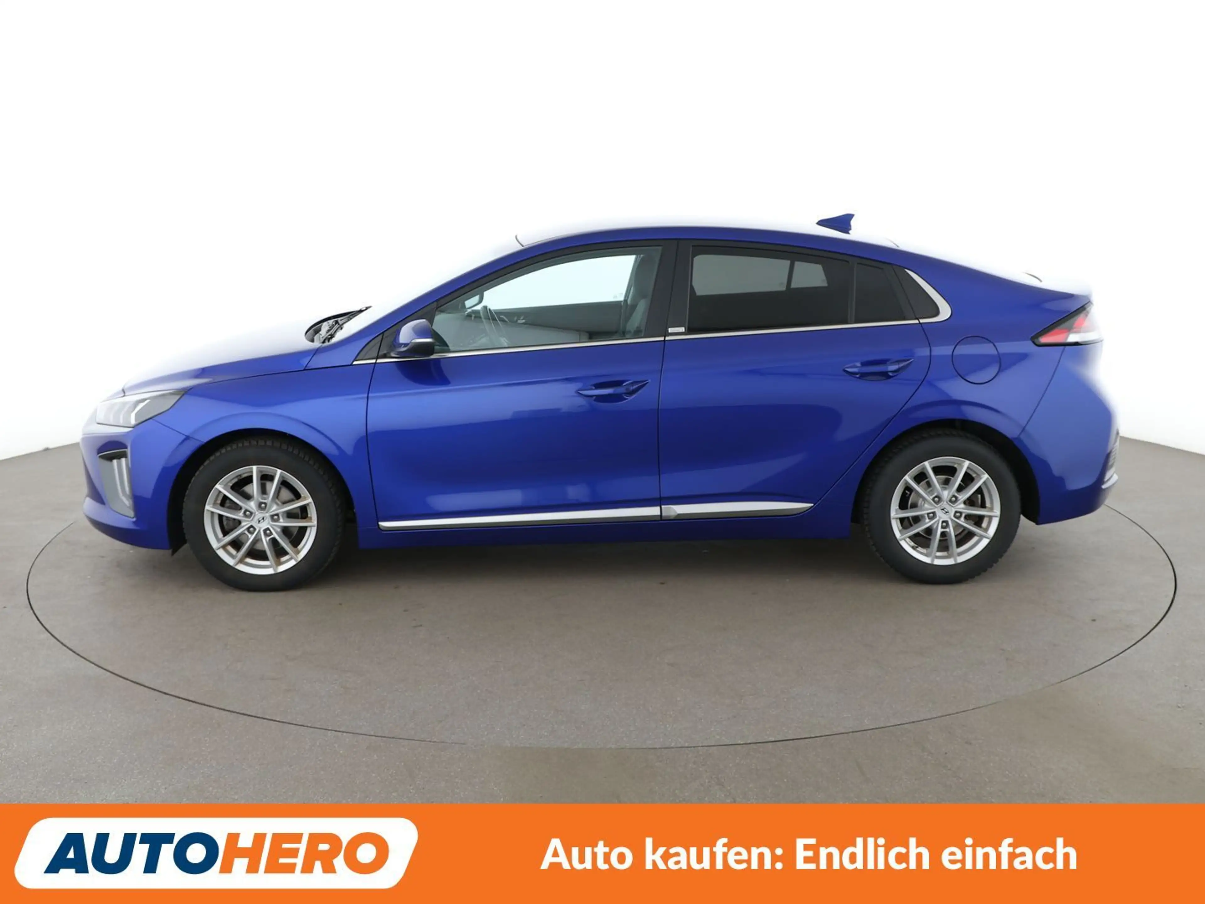 Hyundai IONIQ 1.6 Hybrid Style Aut.*LED*NAVI*TEMPO*CAM*PDC*SHZ* — photo 3