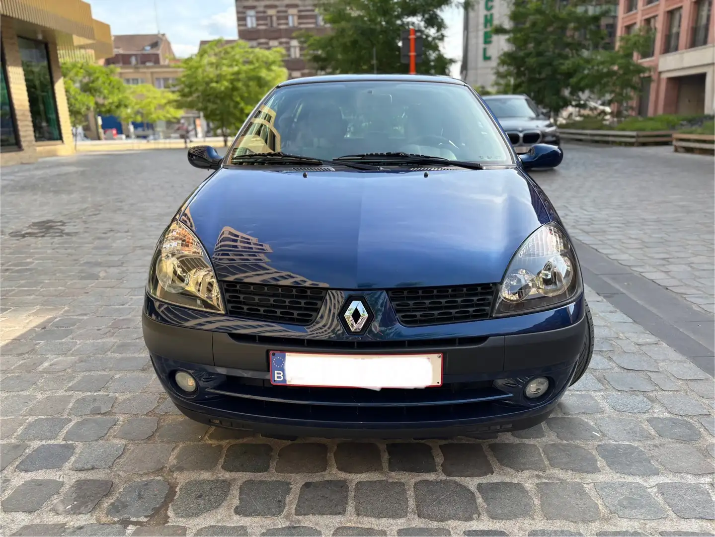 Renault Clio 1.2i 16v Extr�me - 1