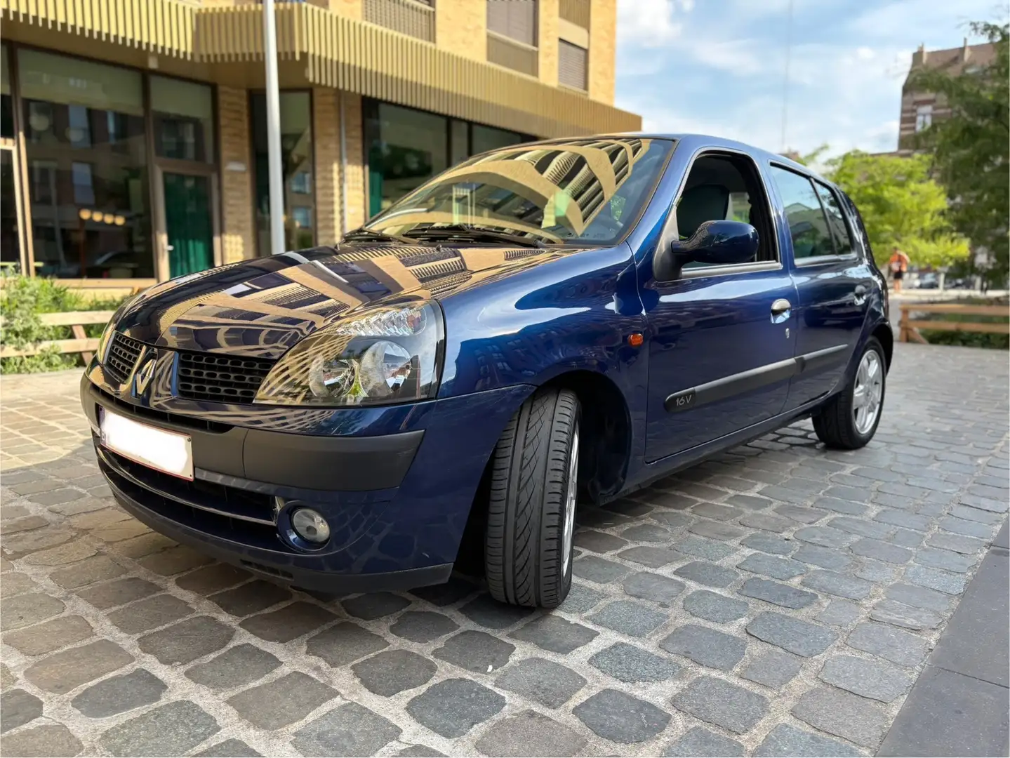 Renault Clio 1.2i 16v Extr�me - 2