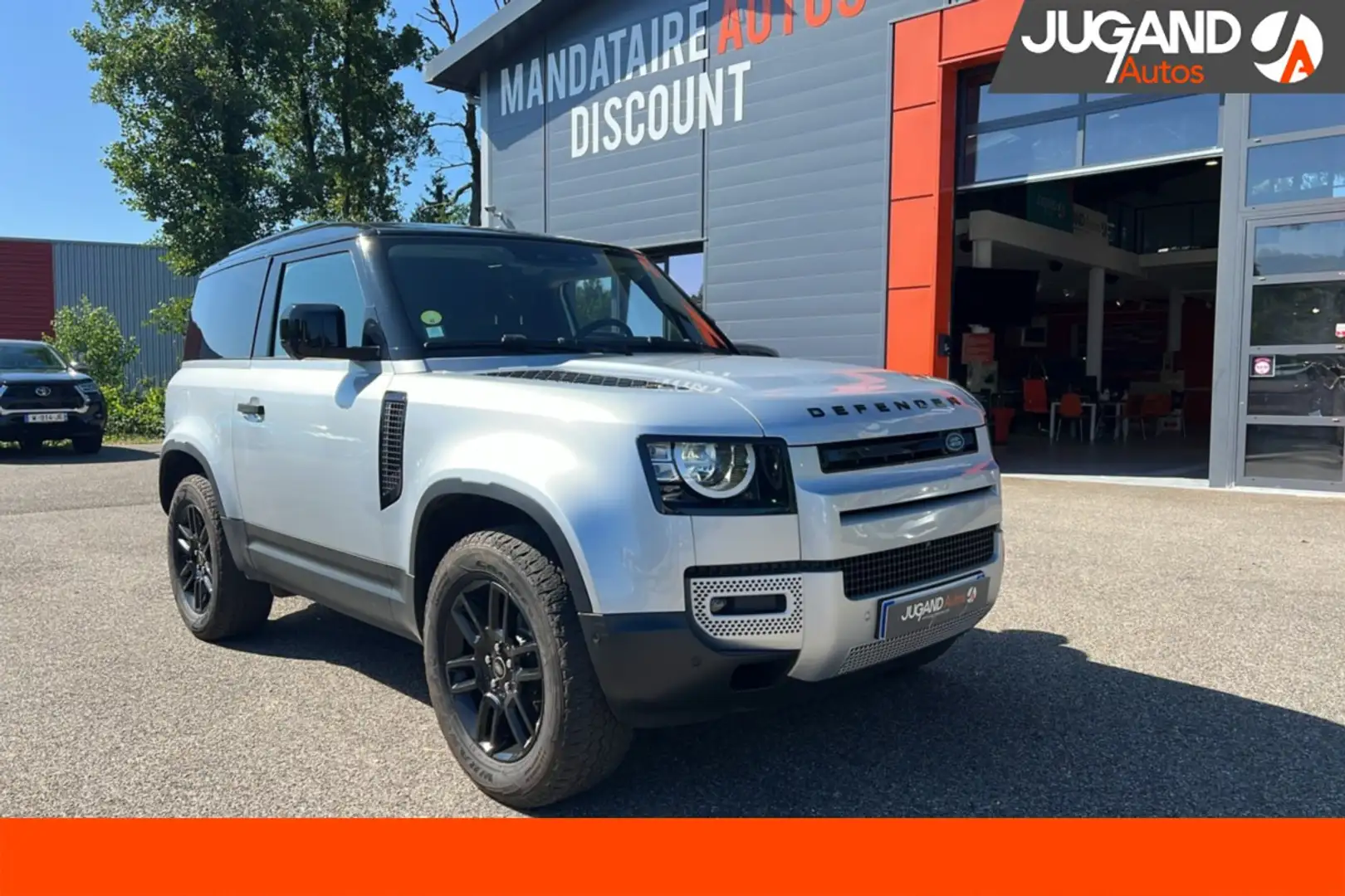 Land Rover Defender 3.0 D200 MHEV 3 PLACES Gris - 1