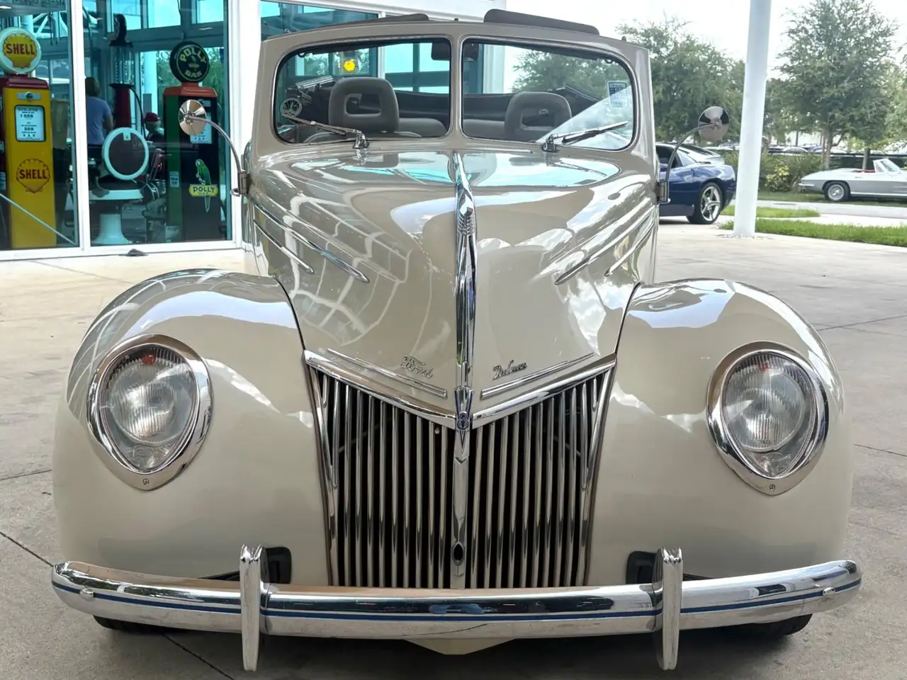 Ford Convertible Sedan, foto 2