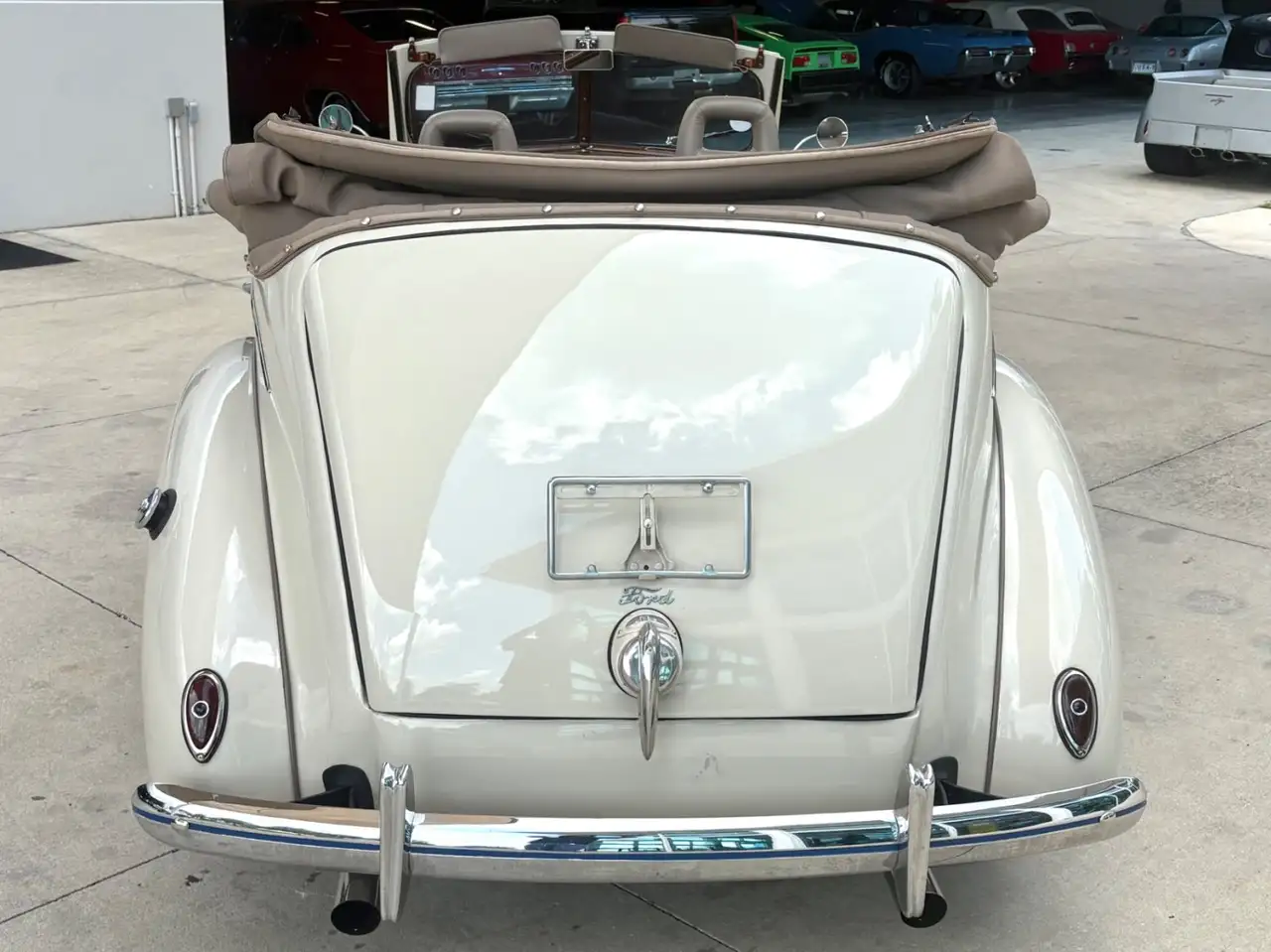 Ford Convertible Sedan, foto 8