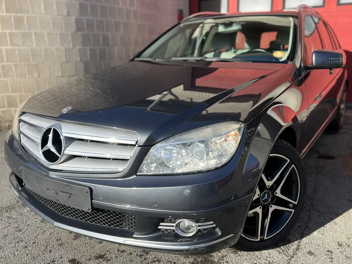 Mercedes-Benz C 220 CDI BlueEFFICIENCY + CLIM + NAVI + JANTES ALU Grijs - 1