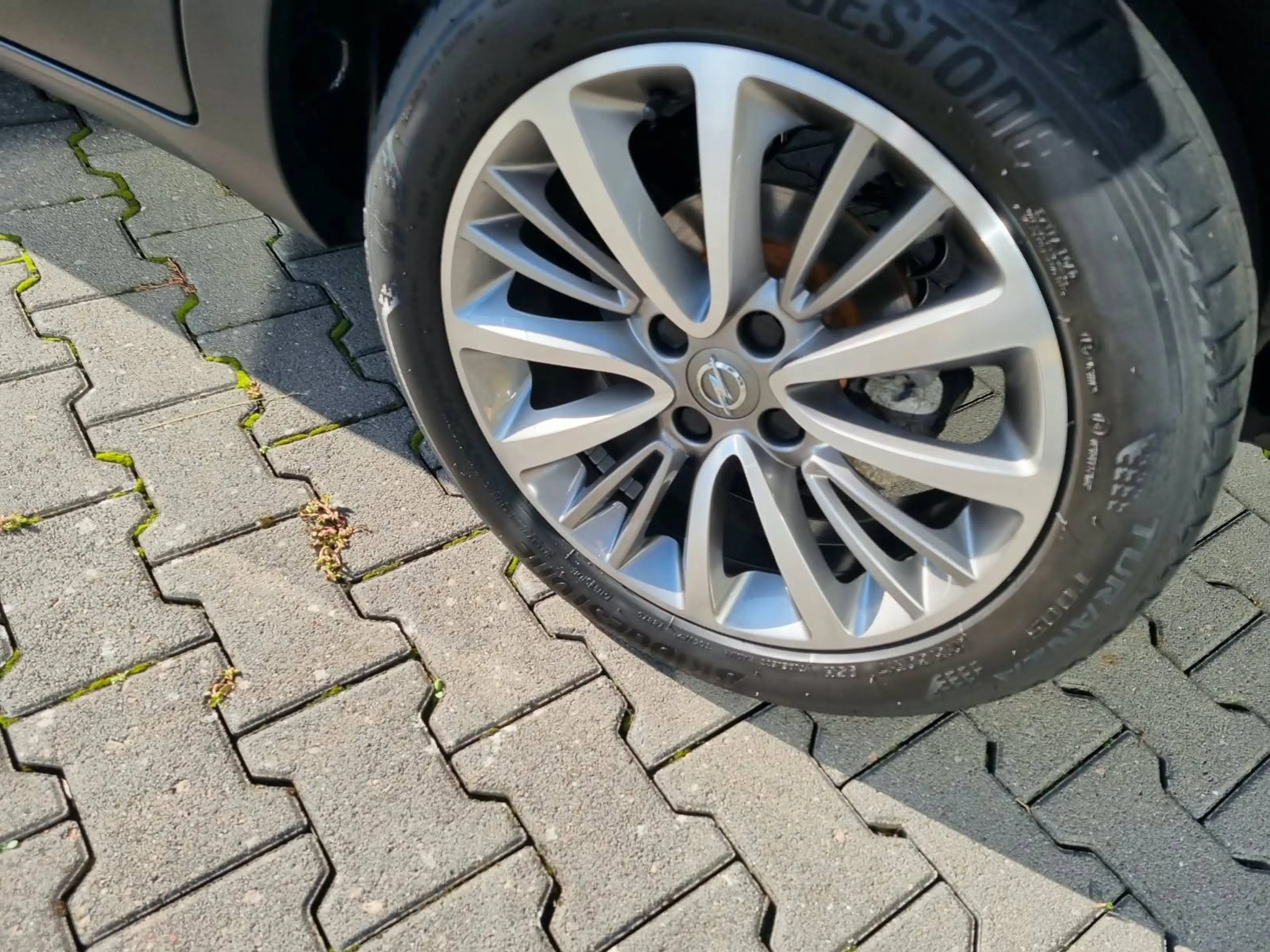 Opel Crossland X Innovation — photo 15