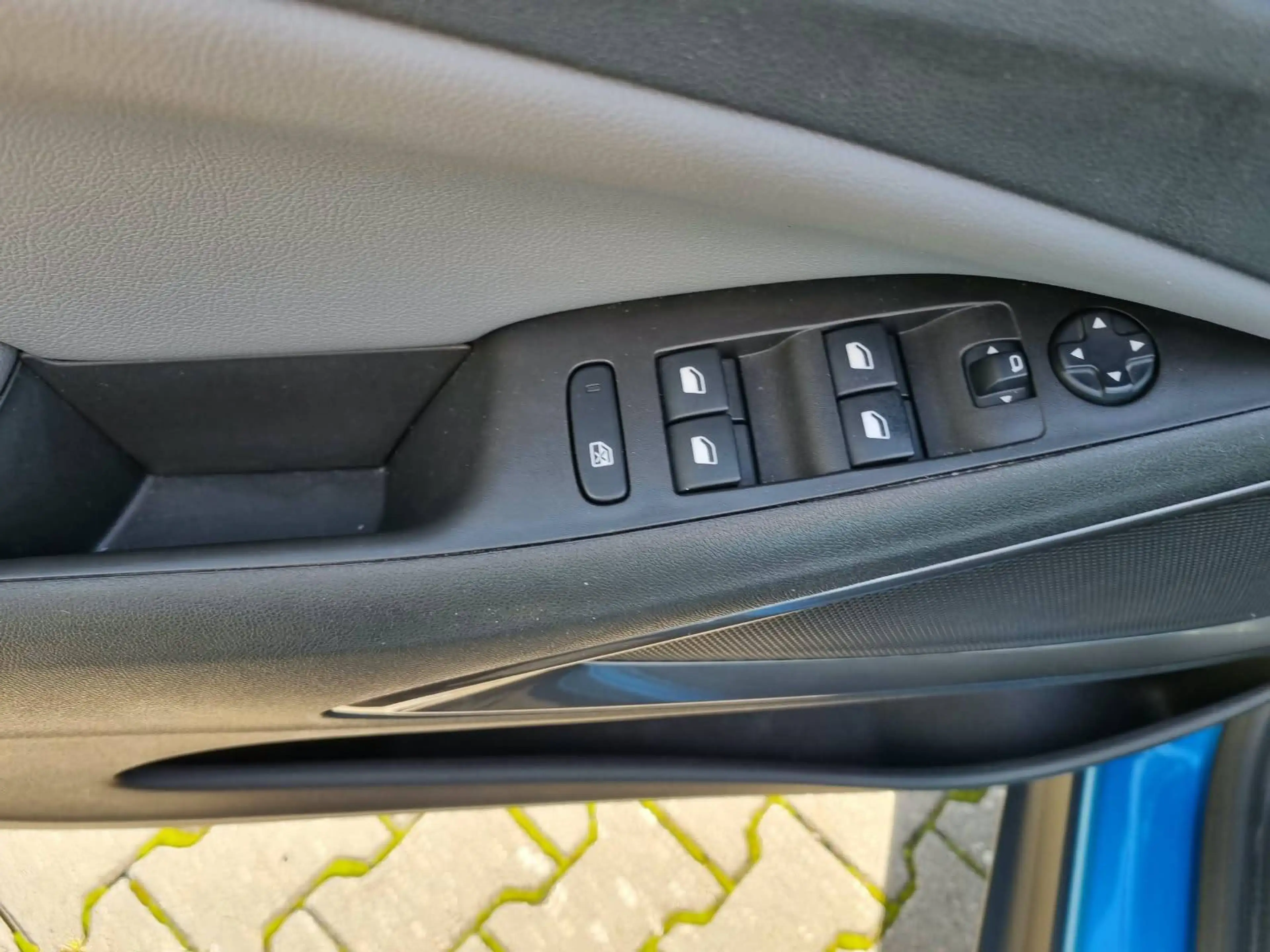 Opel Crossland X Innovation — photo 7