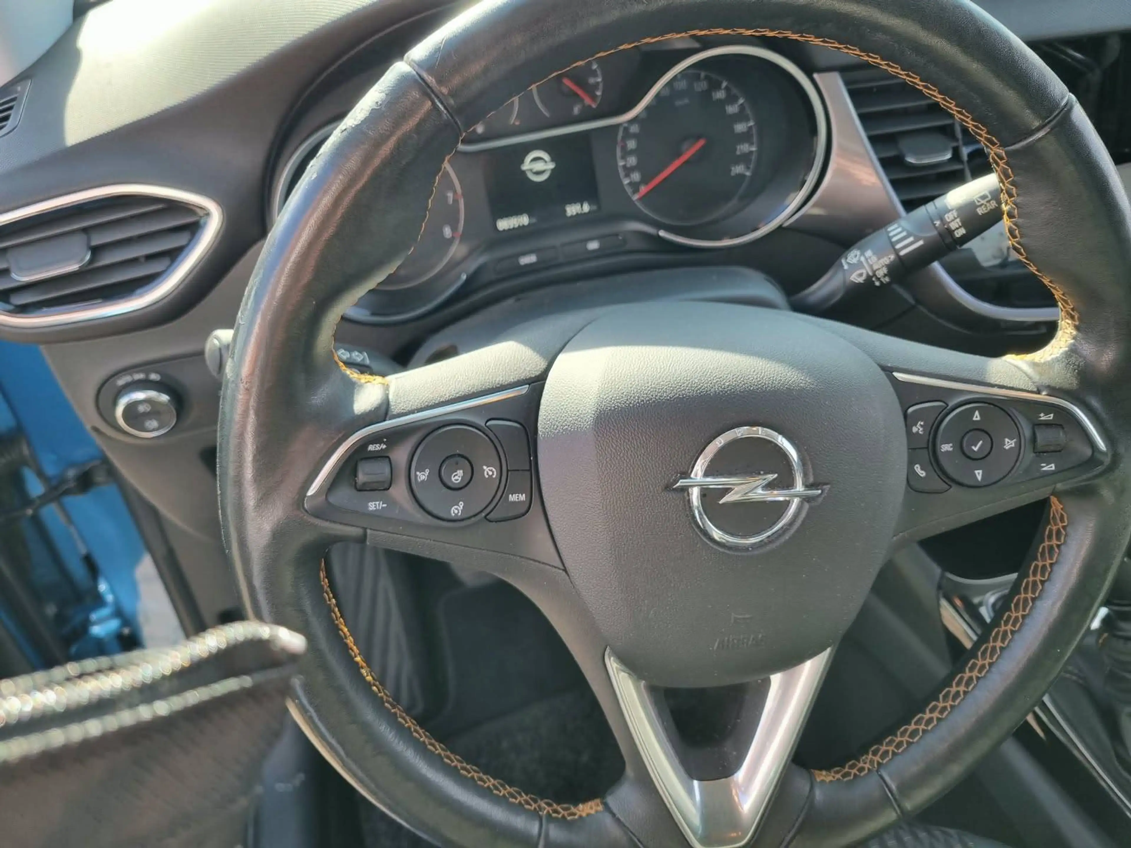 Opel Crossland X Innovation — photo 5