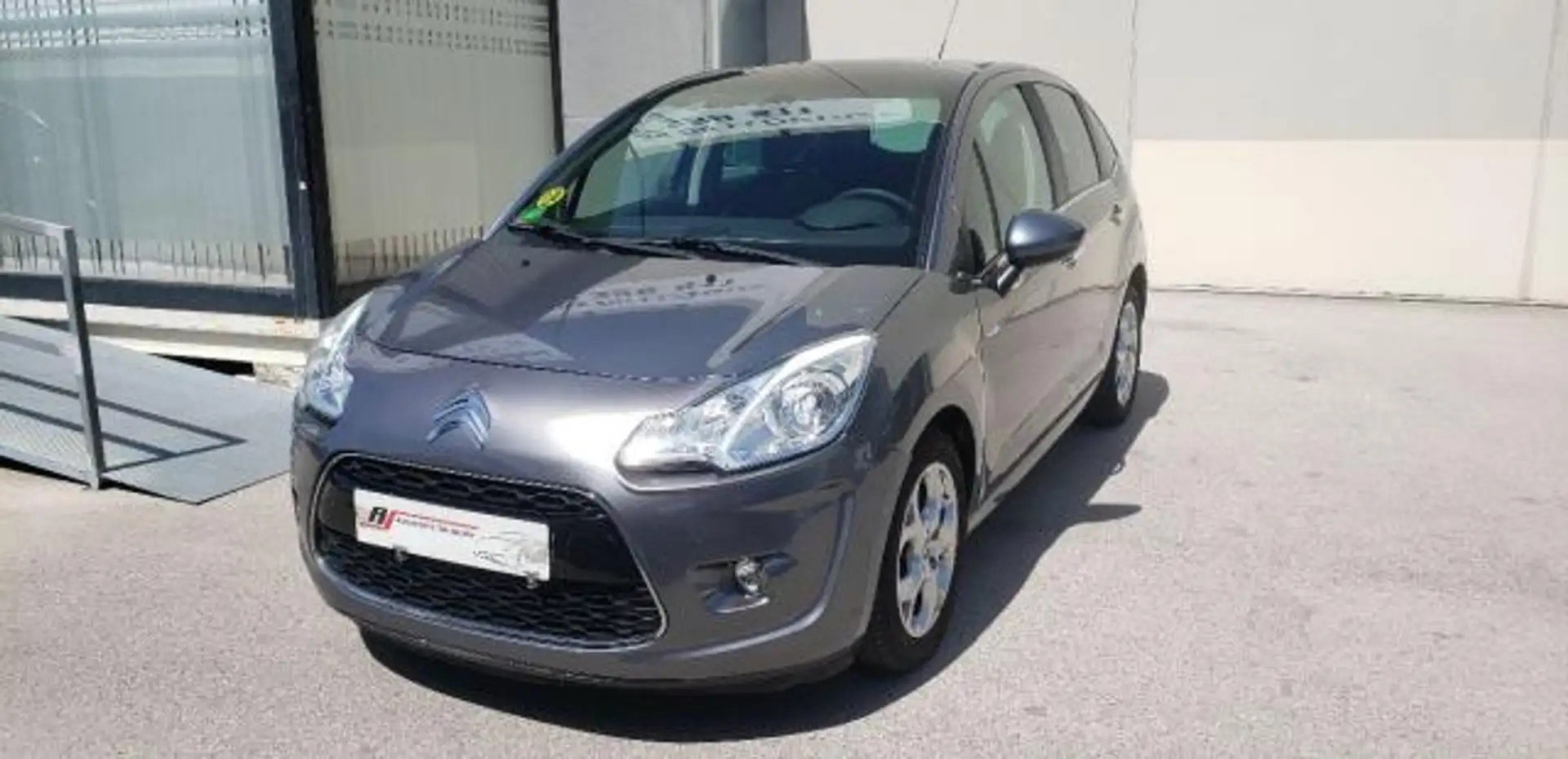 Citroen C3 1.6e-HDi Exclusive 90 Gris - 1