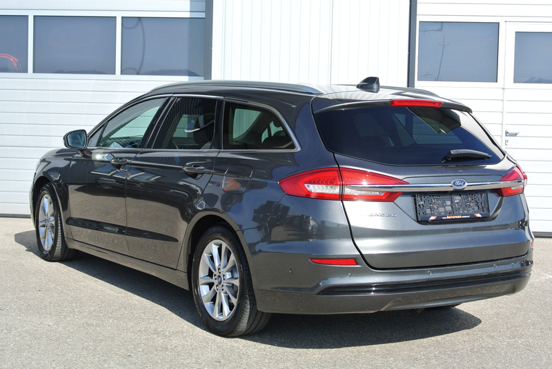 Ford Mondeo Traveller 2.0 EcoBlue TITANIUM * LEDER * PANO *AHK — photo 2
