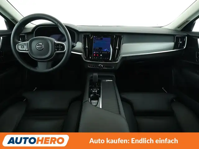 Volvo S90 view 12