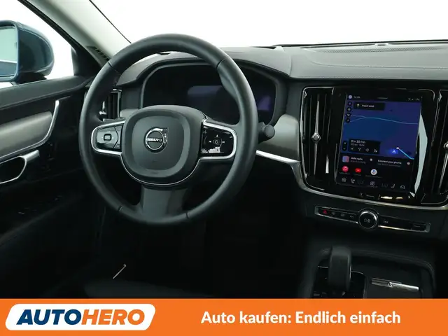 Volvo S90 view 13