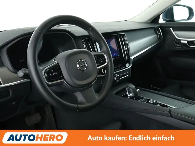 Volvo S90 view 11