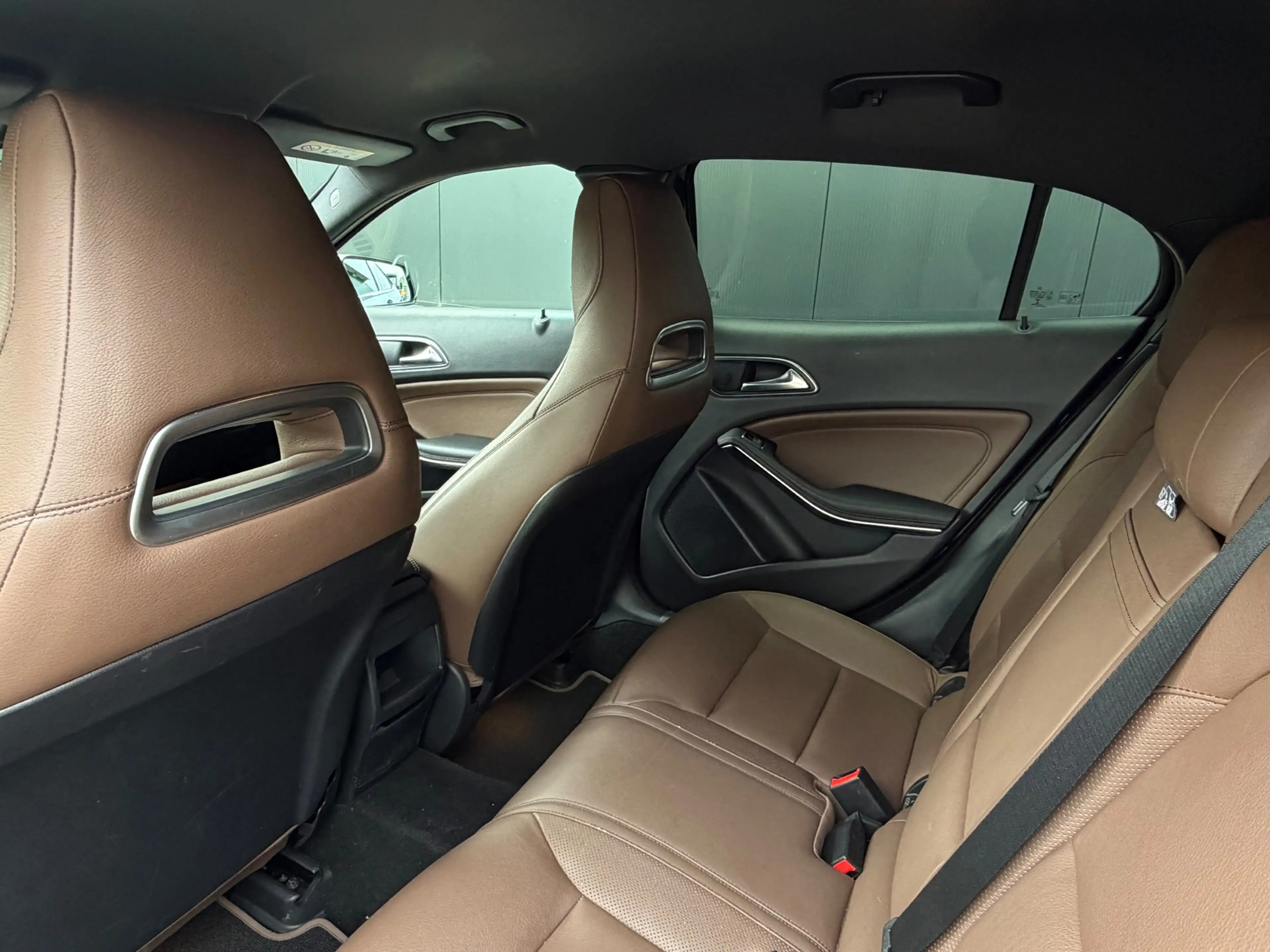 Mercedes-Benz GLA 180 AMG Line Automaat| 2018 | 66.111 km | Leder | CarP — photo 15