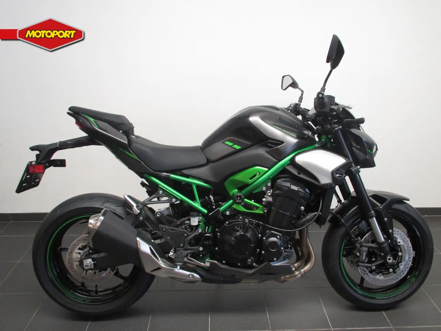 Kawasaki Z 900 70KW Groen - 1