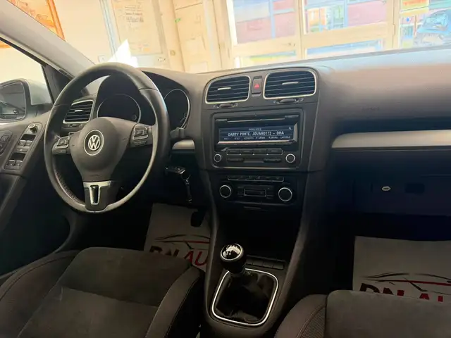 Volkswagen Golf view 13
