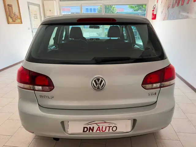 Volkswagen Golf view 9