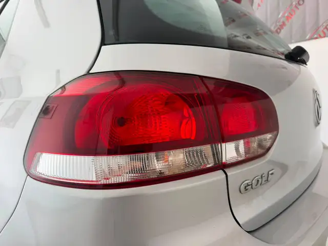 Volkswagen Golf view 11