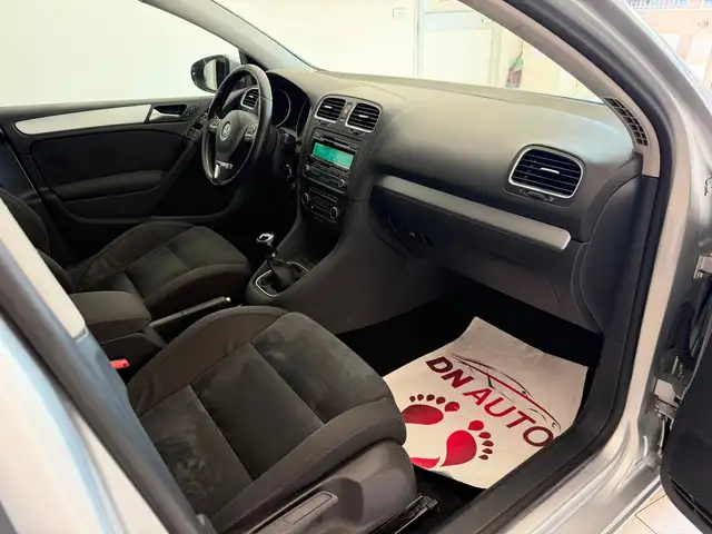 Volkswagen Golf view 18