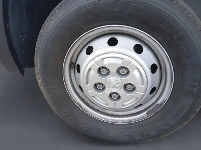 Peugeot Boxer view 9