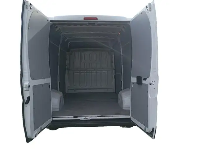 Peugeot Boxer view 15