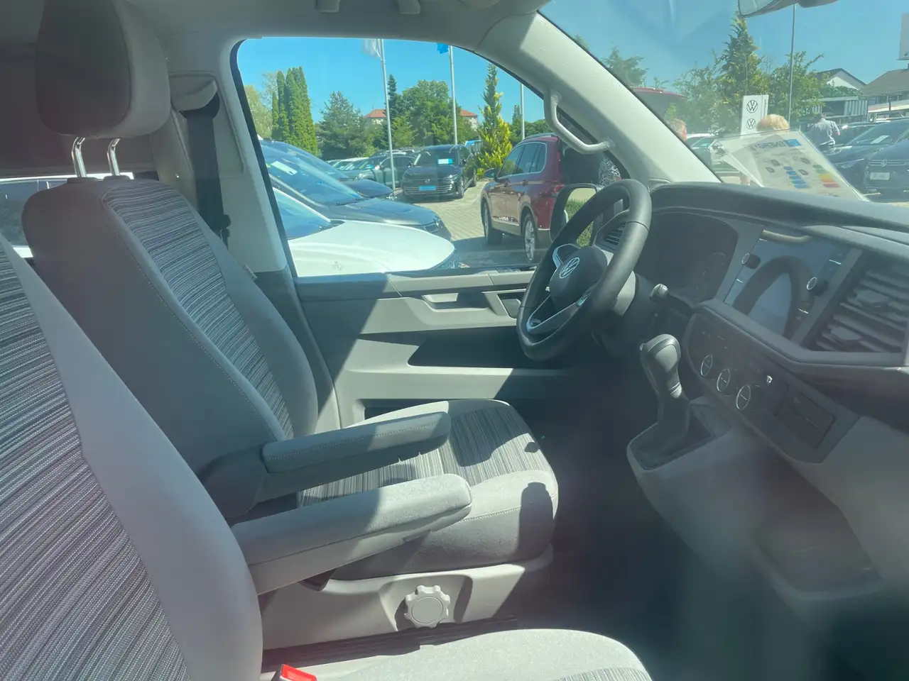 Volkswagen T6.1 California T6.1 Multivan California Beach 5