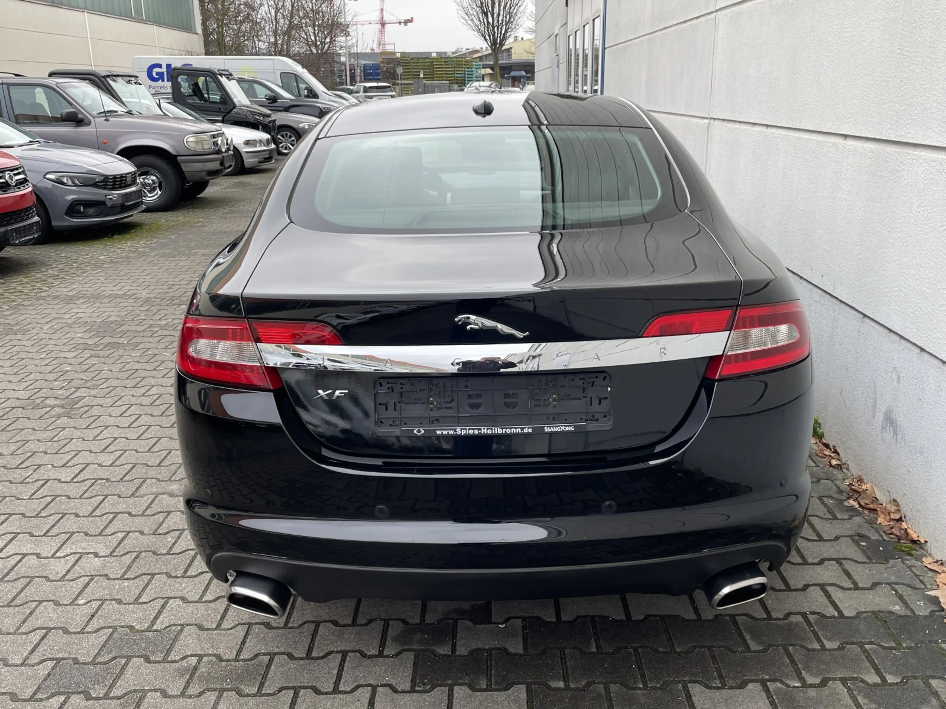 Jaguar XF 3.0 D V6 Luxury Leder BiXen RKam — photo 8