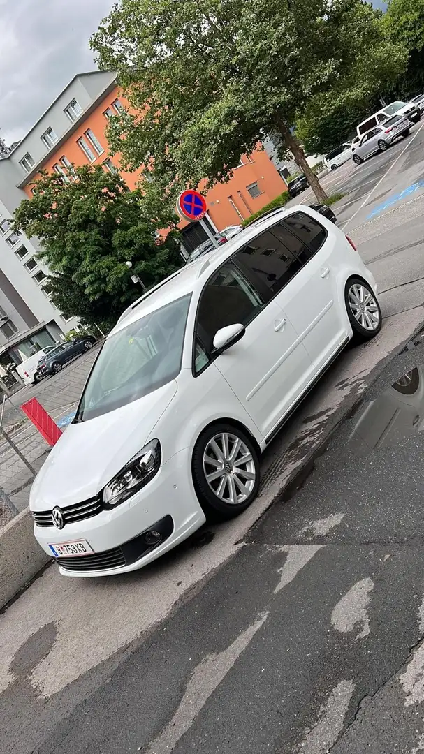 Volkswagen Touran Karat 1,6 BMT TDI - 1