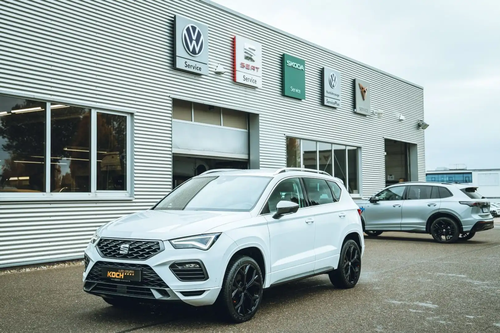 SEAT Ateca 2.0 TDI FR DSG Standheiz 19 Zoll Apple Wit - 2
