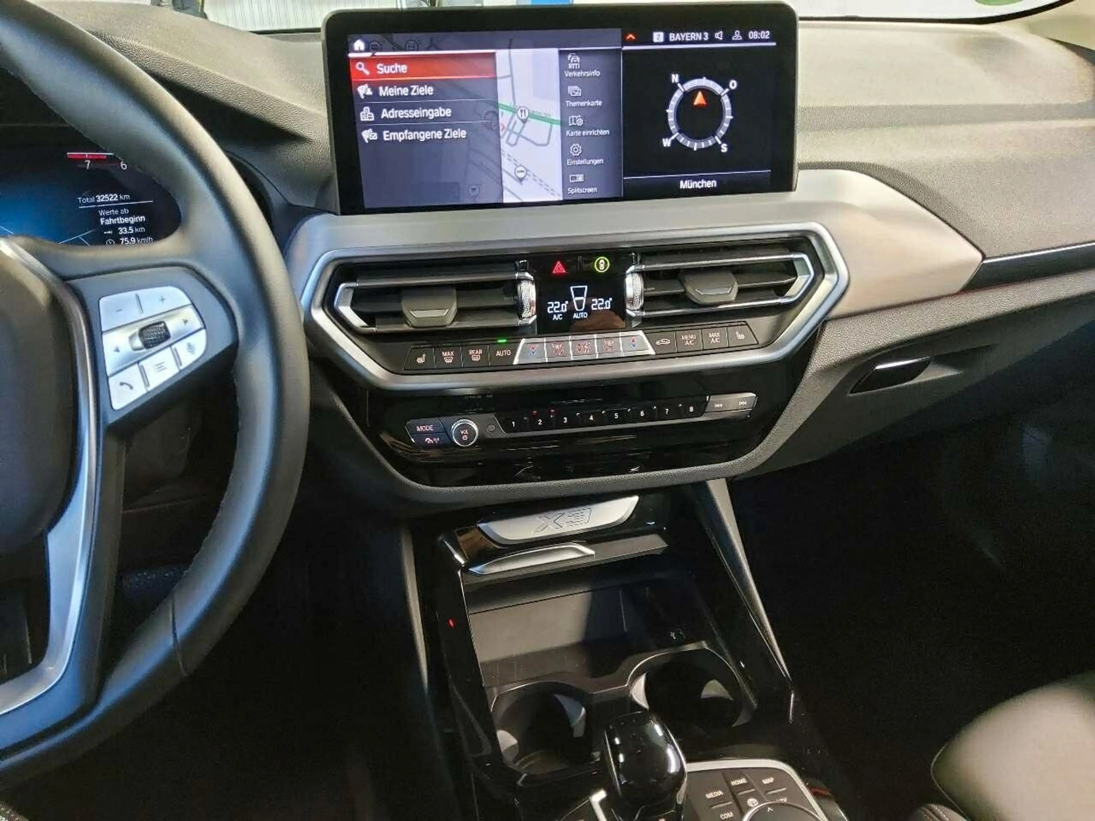 BMW X3 xDrive 20 i — photo 8