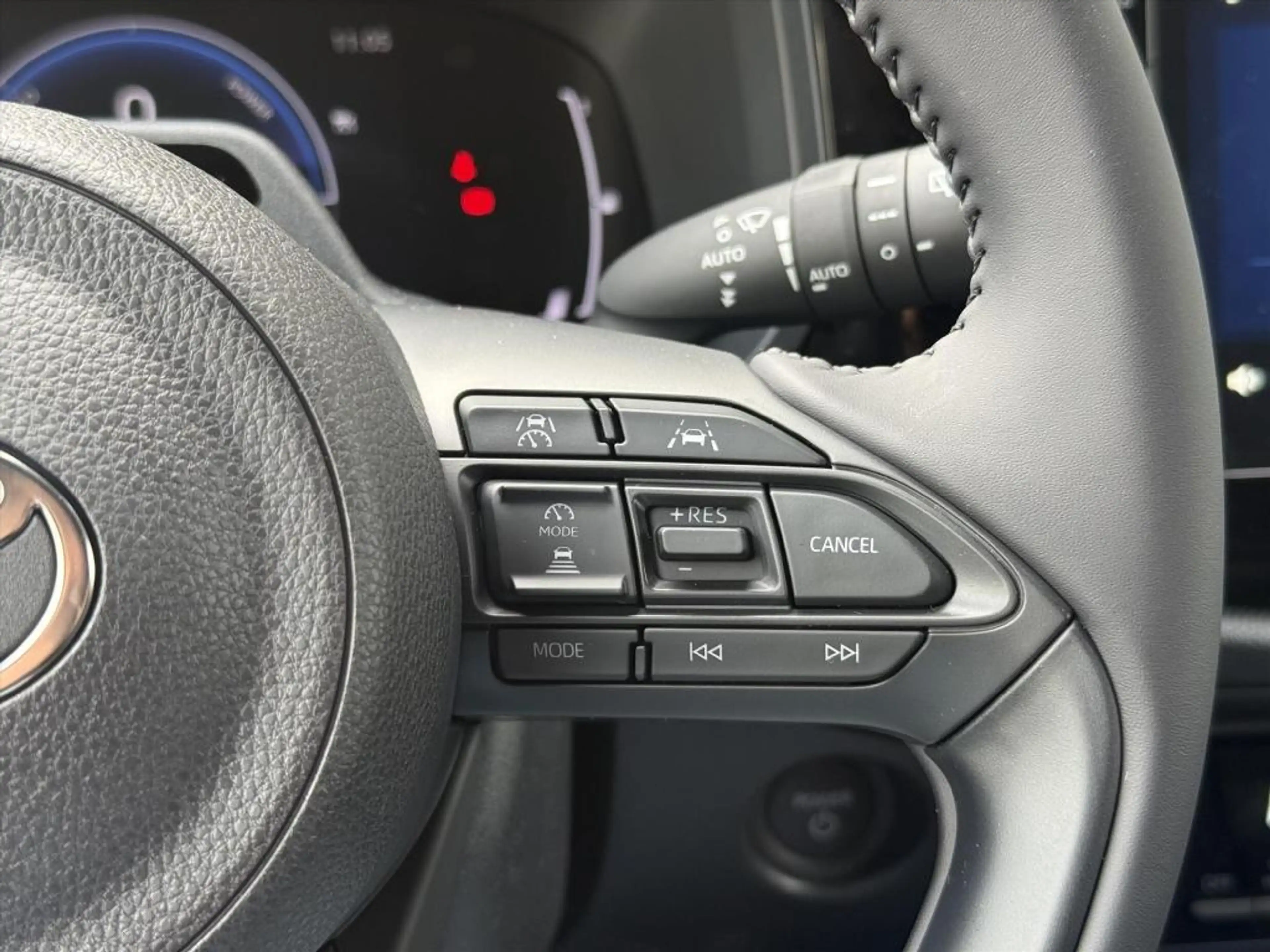 Toyota Aygo X 1.5 Hybrid Pulse Plus | Tarragon, Bi-Tone, Stoelve — photo 18