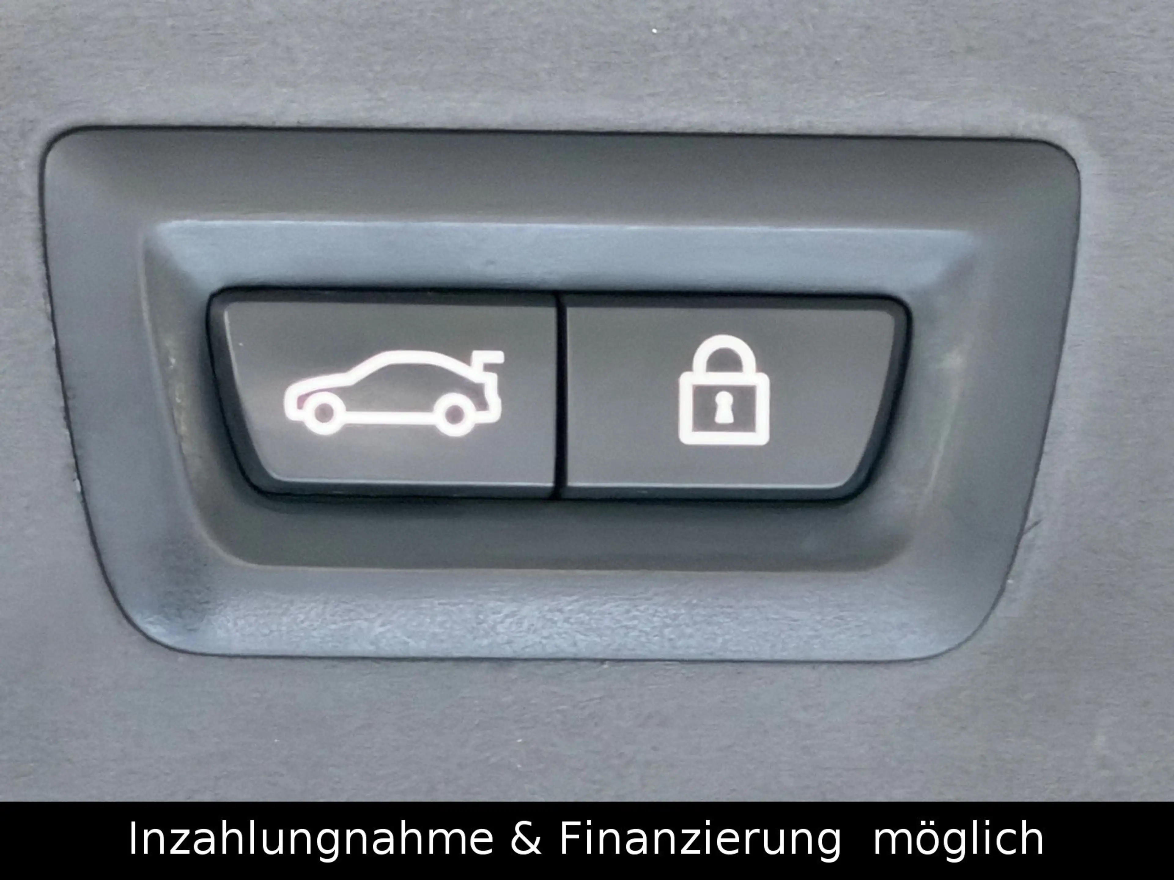 BMW 520 i 5 Touring Pano.Top Zustand — photo 13