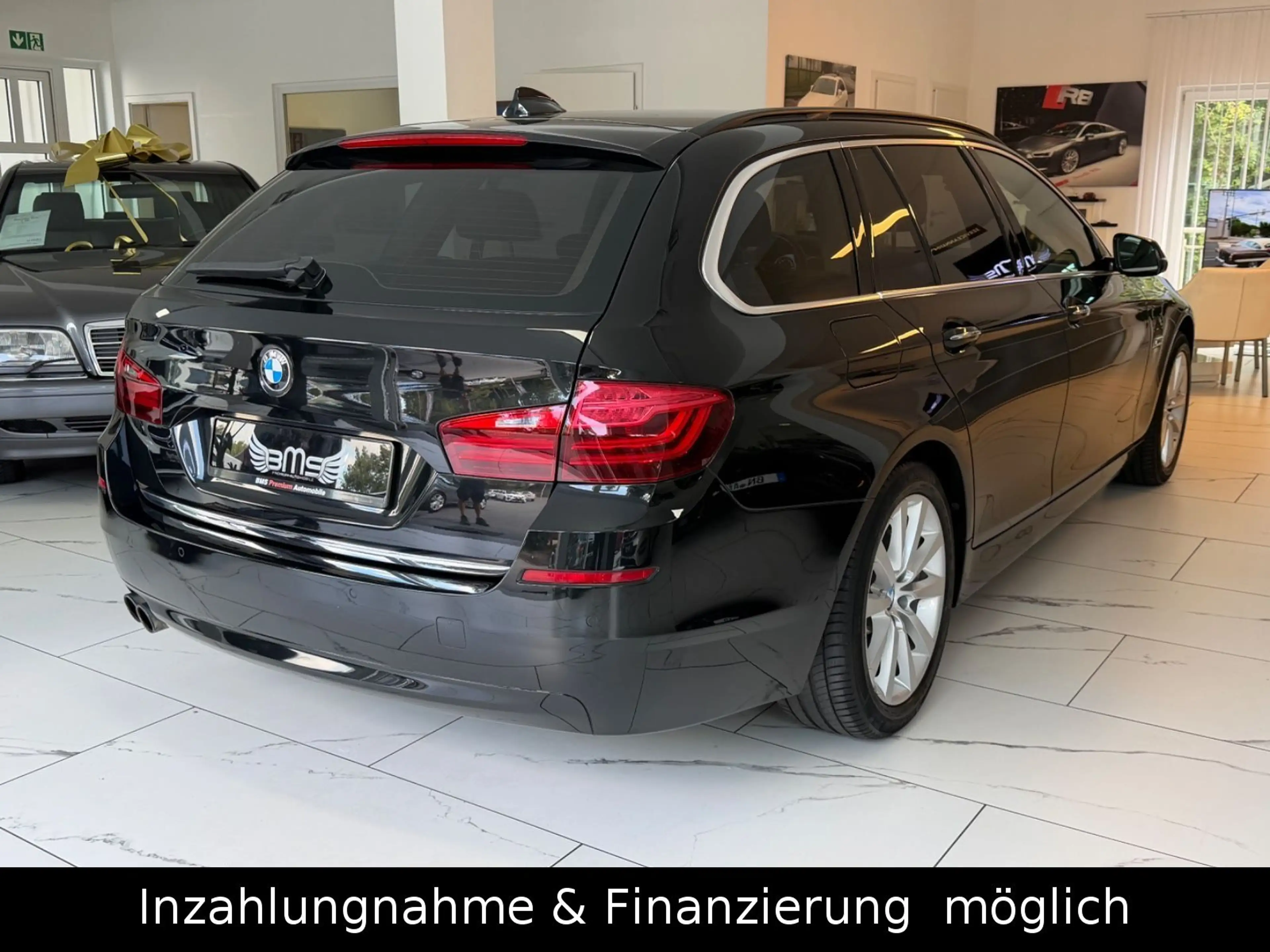 BMW 520 i 5 Touring Pano.Top Zustand — photo 3
