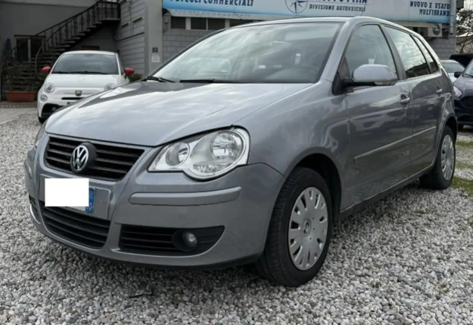 Volkswagen Polo Polo 5p 1.4 tdi Comfortline Grijs - 2