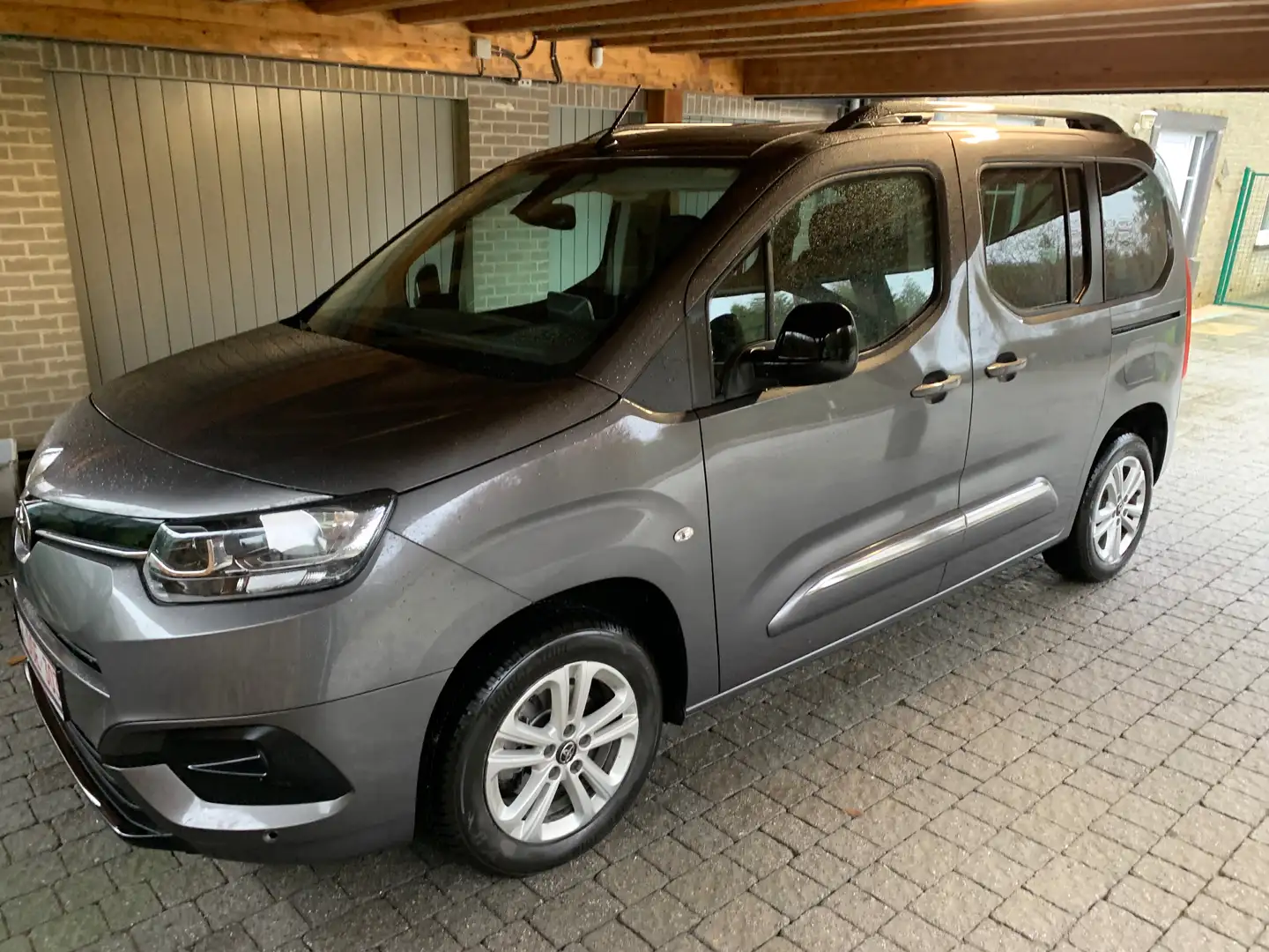 Toyota Proace City Proace City Verso 1.2 PureTech MPV Szary - 1