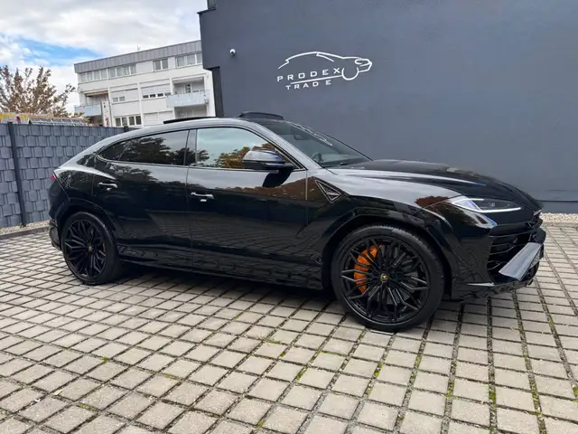 Lamborghini Urus SE Black/Orange*New Car*In Stock*