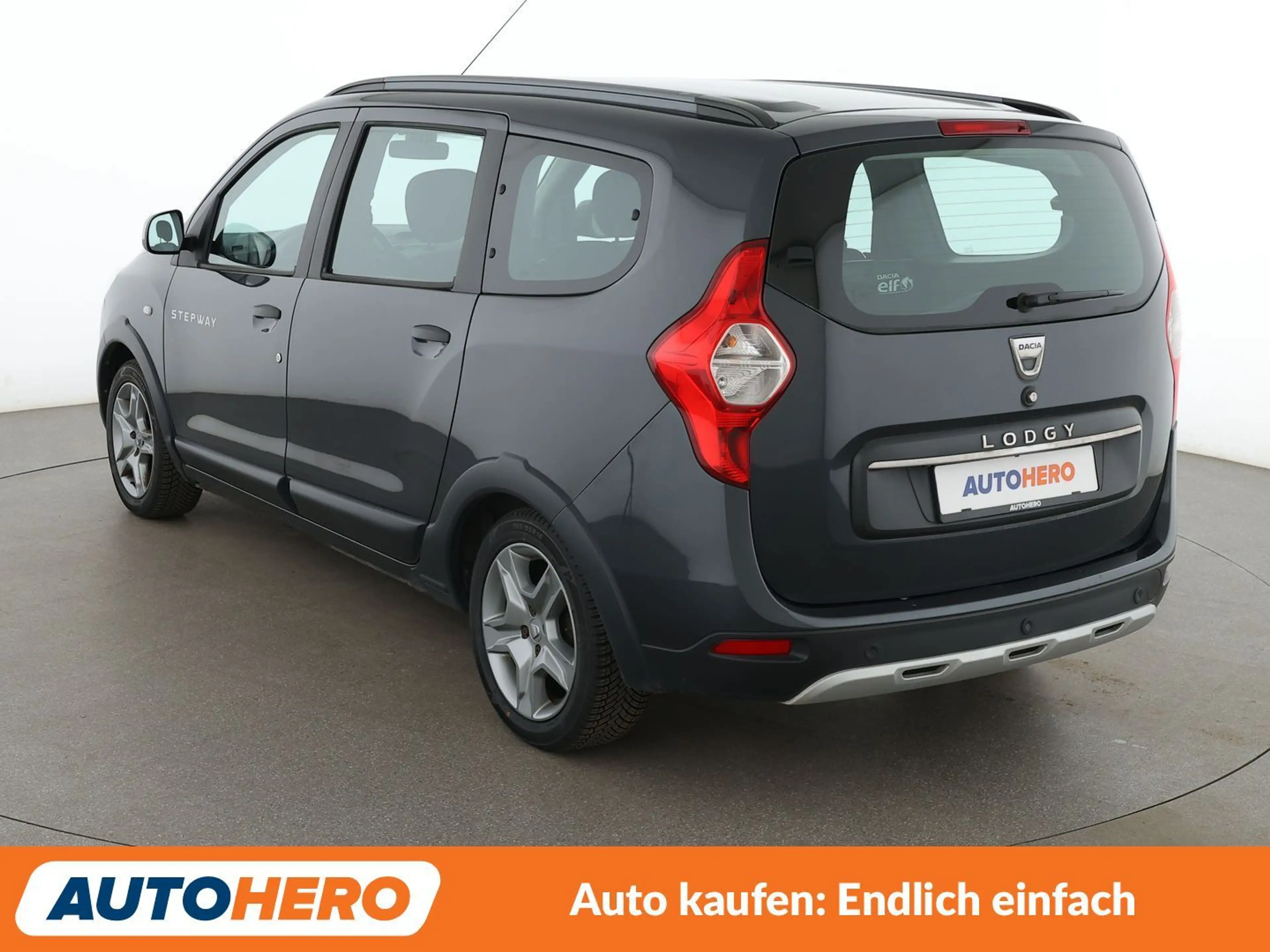 Dacia Lodgy 1.3 TCe Stepway *NAVI*TEMPO*LIMITER*CAM* — photo 4