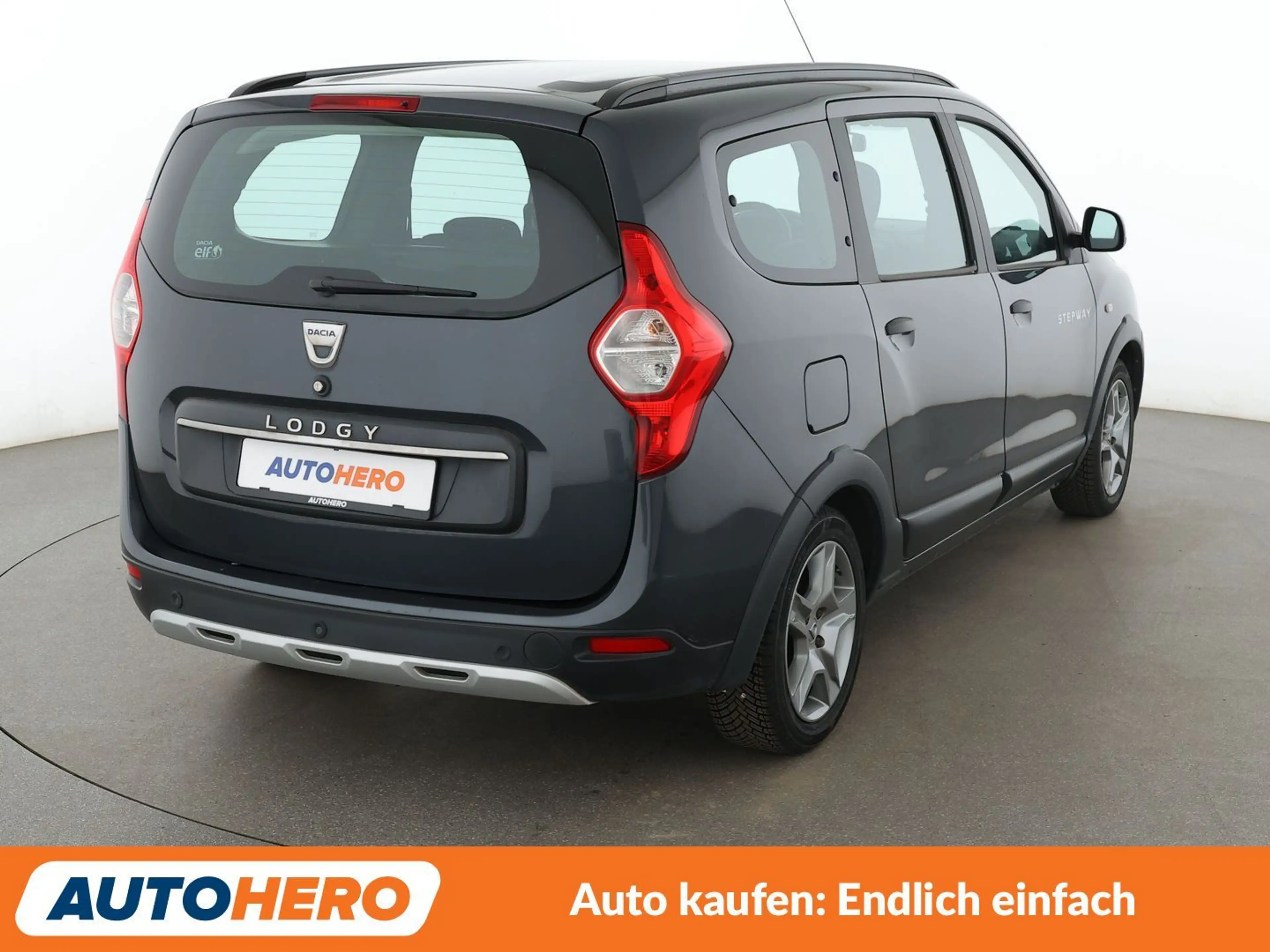 Dacia Lodgy 1.3 TCe Stepway *NAVI*TEMPO*LIMITER*CAM* — photo 6