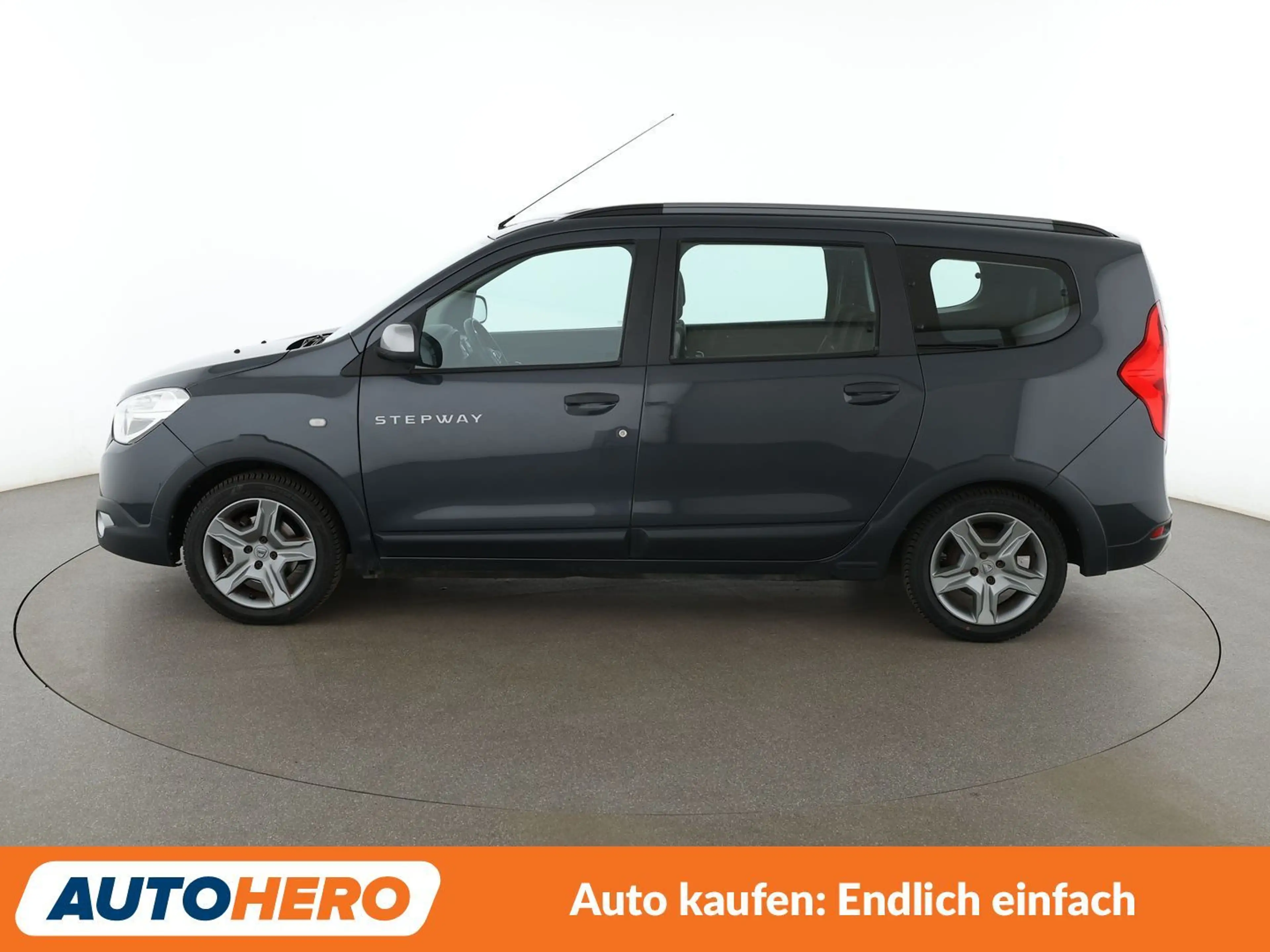 Dacia Lodgy 1.3 TCe Stepway *NAVI*TEMPO*LIMITER*CAM* — photo 3