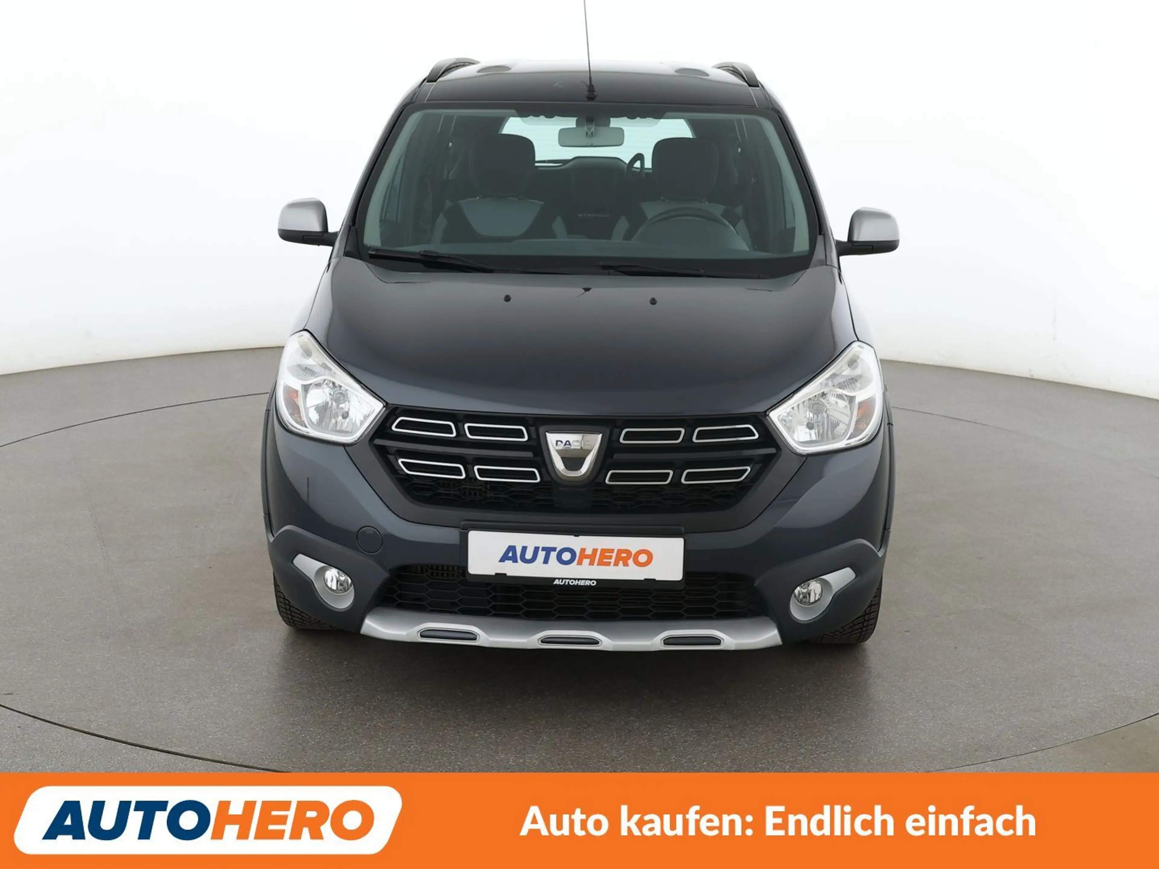 Dacia Lodgy 1.3 TCe Stepway *NAVI*TEMPO*LIMITER*CAM* — photo 9