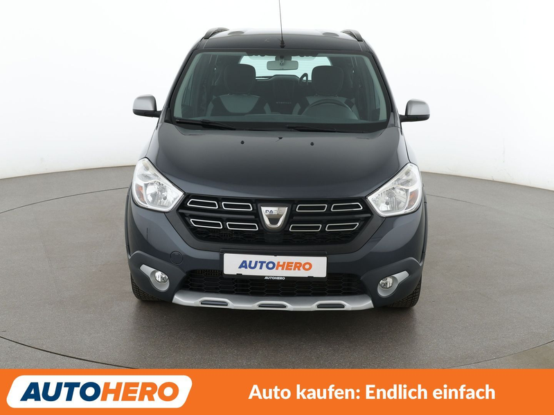 Dacia Lodgy 1.3 TCe Stepway *NAVI*TEMPO*LIMITER*CAM* — photo 9