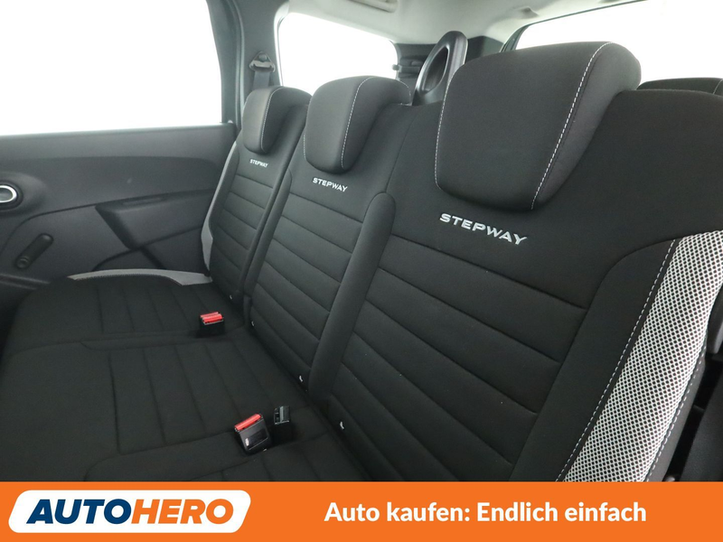Dacia Lodgy 1.3 TCe Stepway *NAVI*TEMPO*LIMITER*CAM* — photo 14