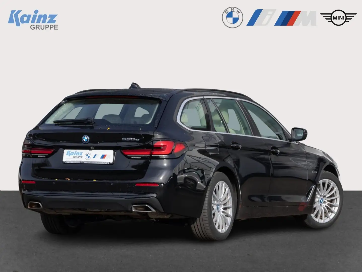 BMW 530 e Touring (ab 2019) Schwarz - 2