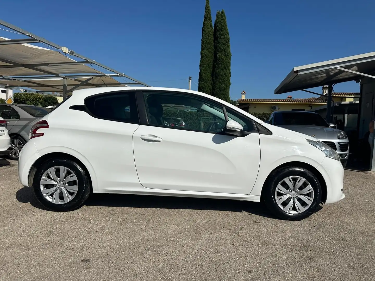 Peugeot 208 1.2 VTi 82 CV 3 porte Allure Bianco - 2