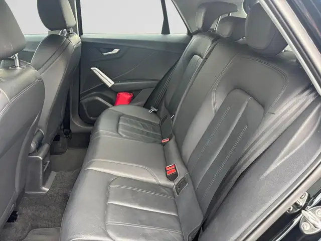 Audi Q2 view 10
