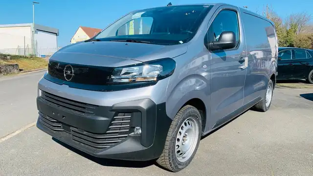 Opel Vivaro Kasten M Navi Sitzhzg AHK Lenkhzg  30,23%
